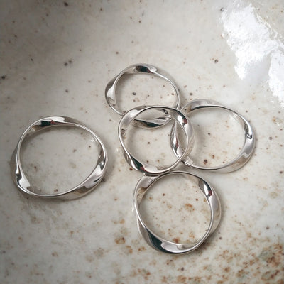 Mobius Ring aus Silber