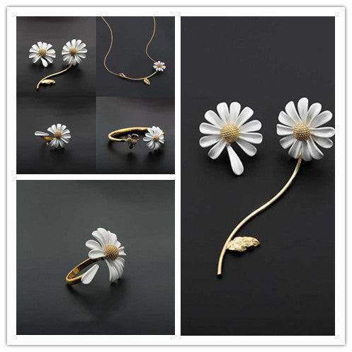 Blumen-Set: Ohrringe, Halskette, Armreif und Ring