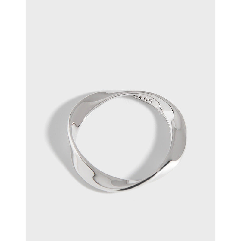 Mobius Ring aus Silber